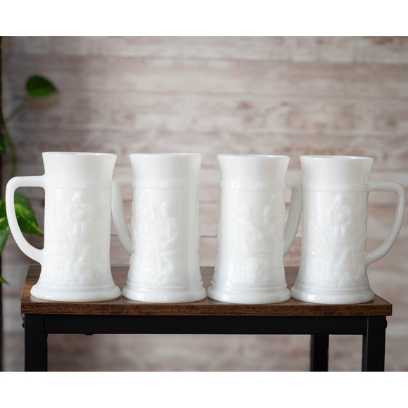 Set of 4 Vintage Opalescent Milk Glass Steins/Tankards w/Pub Scene - Picture 2 of 11